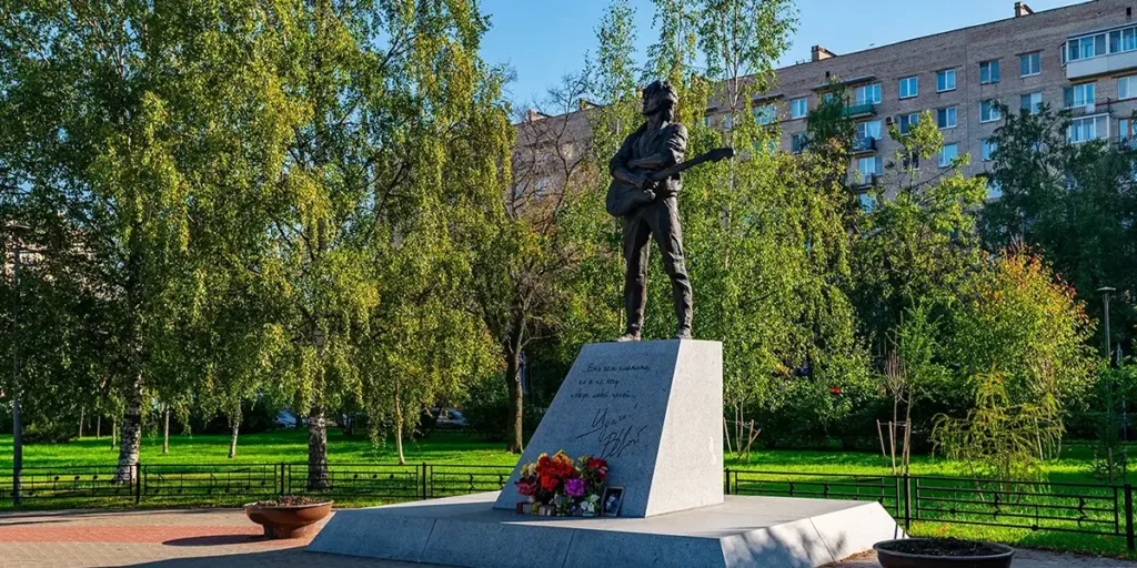 Famous Russians: Viktor Tsoy
